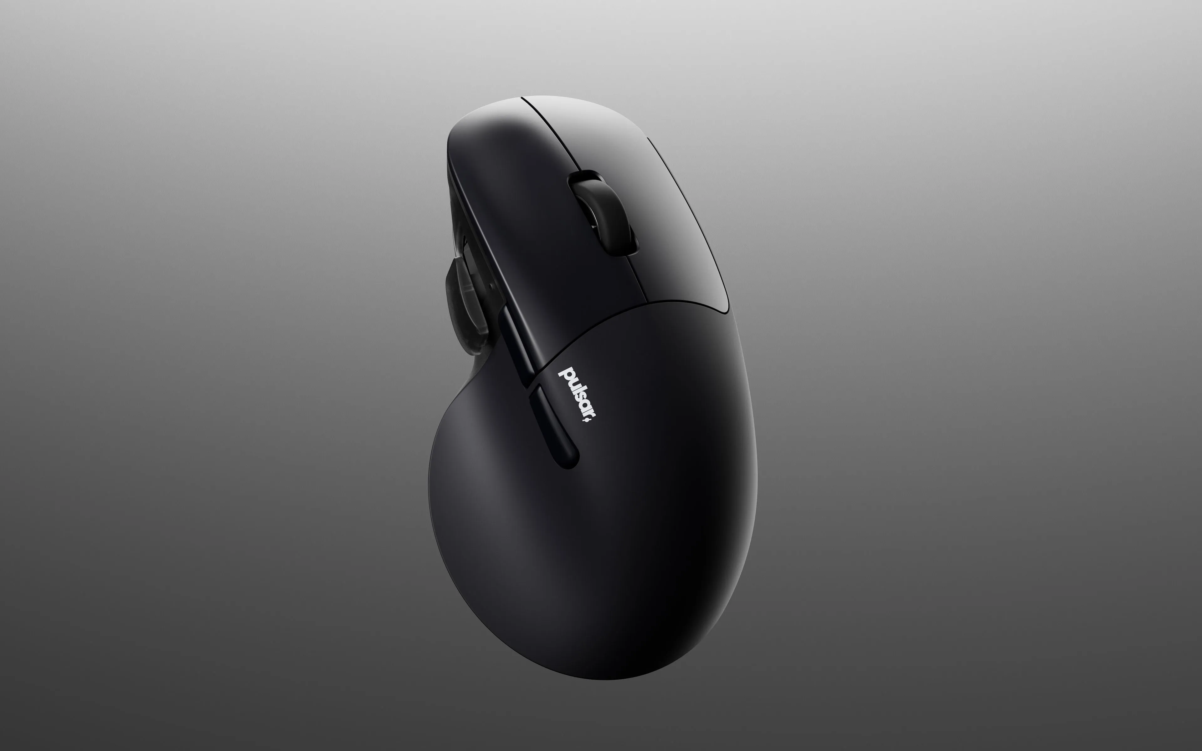 A Pulsar bemutatta az X5 ergonomikus egeret a TGS-en