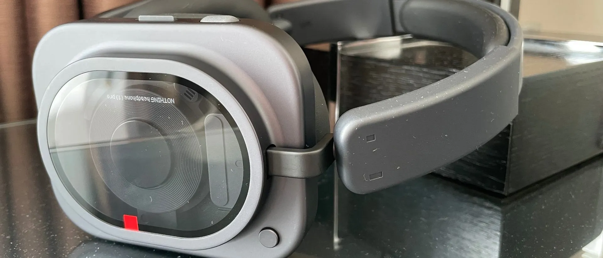 Nothing Headphone (1) Pro teszt: furcsa darab, de hangban van benne potenciál