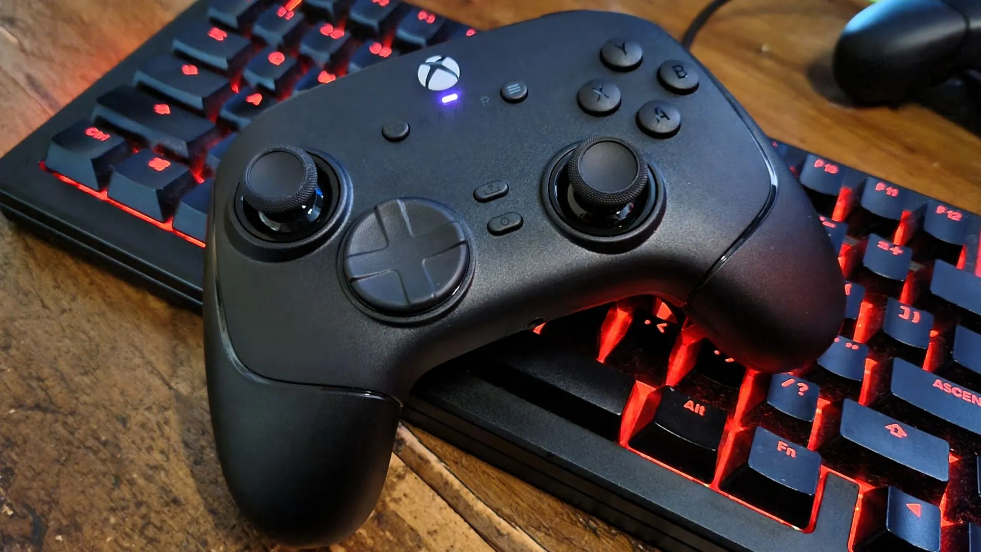 Razer Wolverine V4 Pro vezeték nélküli játékvezérlő teszt