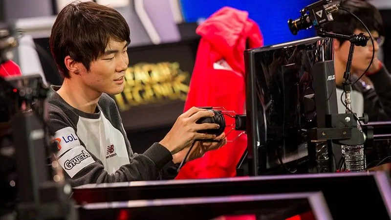 faker-league-of-legends